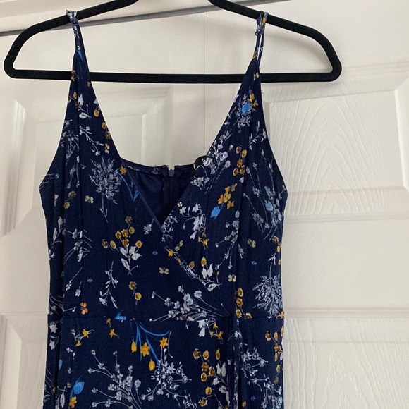 Lulus Floral Maxi Wrap inspired Dress (Size M) - Picture 2 of 6